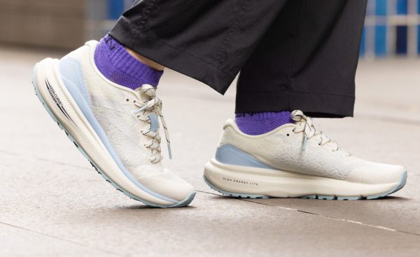 Women's WK500 Walking Shoe | Star White/Skyway