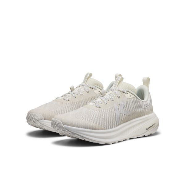 Men's Roam Trail Running Shoe | Star White/Vapor