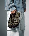 Men's Newport Retro Sandal x ??tudes Studio  |  Etudes Olive