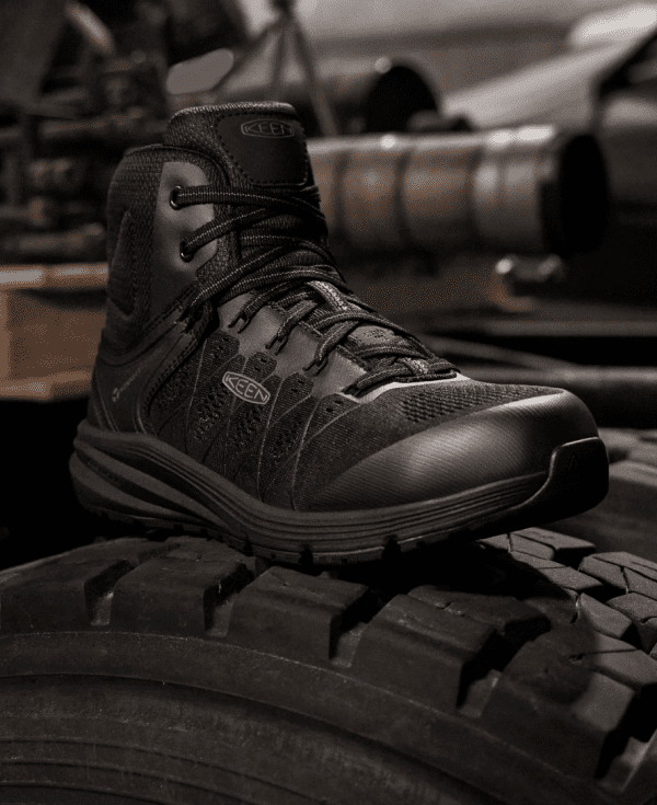 Women's Vista Energy Mid INT MET (Carbon Toe) | Black/Raven