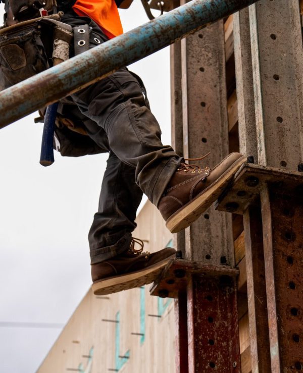 Men's Liberty 6 Waterproof Boot (Carbon Toe) | Chestnut/Gum