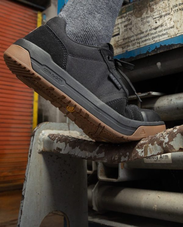 Men's Kenton ESD Work Shoe (Carbon Toe) | Black/Gum