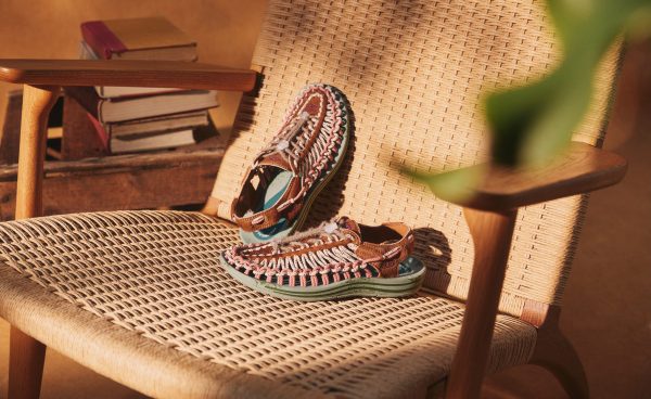 All Gender UNEEK Leather Sneaker  |  Terrain Bison