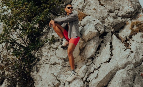 Women's Roam Trail Running Shoe  |  Birch/Brindle
